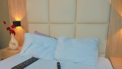 Snapshot of antonella_cutie_ chatting on 6, 3, 2026 A N T O N E L L A online show from 6, 3, 2026