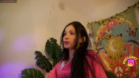 Nell. online show from 11, 5, 2026