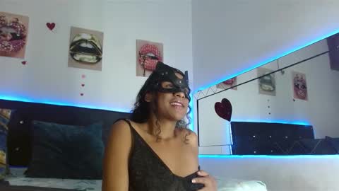 Snapshot of antonella_pink2 chatting on 20, 11, 2025 antonella online show from 20, 11, 2025