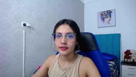 Snapshot of antonella_sweetlittle chatting on 13, 12, 2024 Antonella online show from 13, 12, 2024