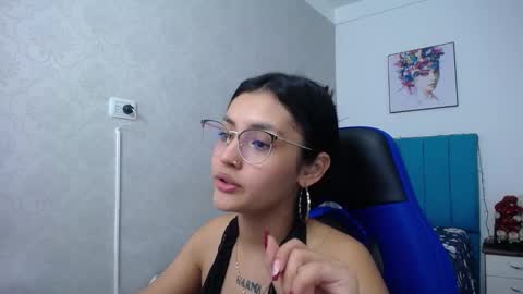 Snapshot of antonella_sweetlittle chatting on 14, 12, 2024 Antonella online show from 14, 12, 2024