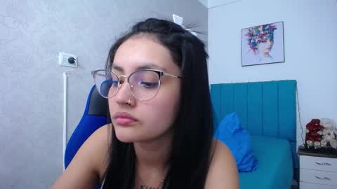 Snapshot of antonella_sweetlittle chatting on 17, 12, 2024 Antonella online show from 17, 12, 2024