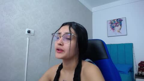 Snapshot of antonella_sweetlittle chatting on 21, 12, 2024 Antonella online show from 21, 12, 2024