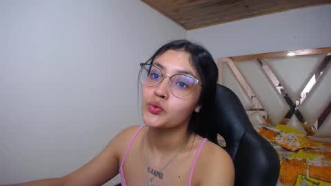 Snapshot of antonella_sweetlittle chatting on 30, 12, 2024 Antonella online show from 30, 12, 2024