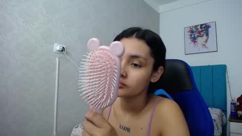 Snapshot of antonella_sweetlittle chatting on 9, 1, 2025 Antonella online show from 9, 1, 2025