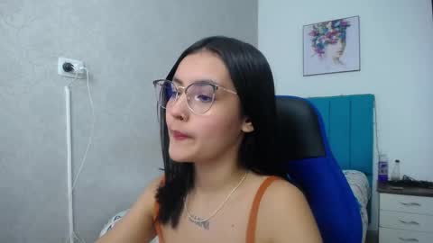 Snapshot of antonella_sweetlittle chatting on 18, 1, 2025 Antonella online show from 18, 1, 2025