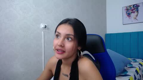Snapshot of antonella_sweetlittle chatting on 20, 2, 2025 Antonella online show from 20, 2, 2025