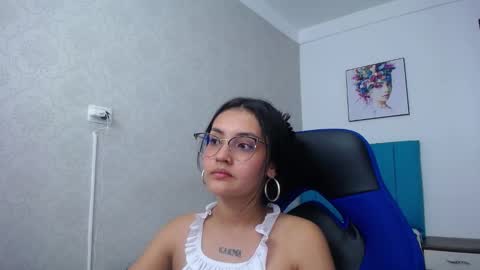 Snapshot of antonella_sweetlittle chatting on 21, 2, 2025 Antonella online show from 21, 2, 2025