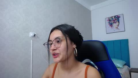 Snapshot of antonella_sweetlittle chatting on 25, 2, 2025 Antonella online show from 25, 2, 2025