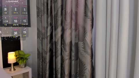  Antonellaa  online show from 9, 1, 2025