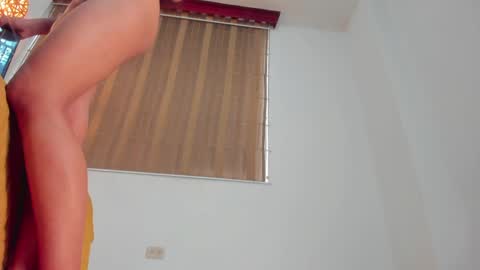 Snapshot of antonellahall_ chatting on 4, 2, 2025 AntonellaHall online show from 4, 2, 2025