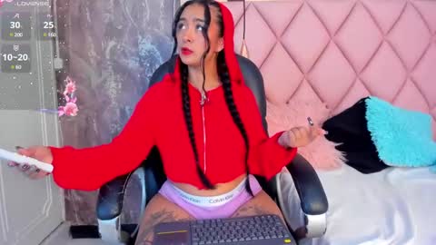 Snapshot of antonellaqueeen chatting on 26, 2, 2025 ANTONELLE  online show from 26, 2, 2025