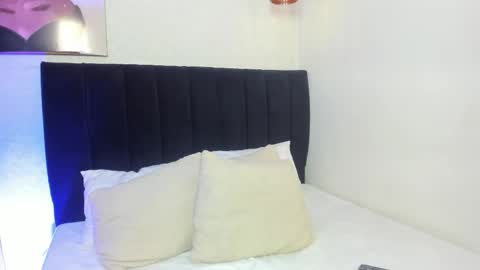 Snapshot of antonellariva_ chatting on 14, 10, 2025 antonellariva_ online show from 14, 10, 2025