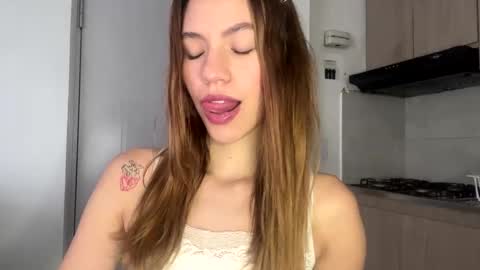 Antonella  online show from 9, 2, 2025