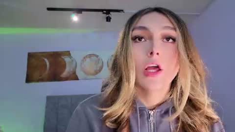  Antonella online show from 22, 6, 2026