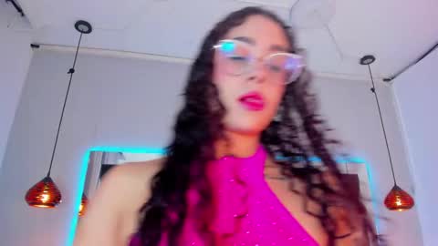 A N T O N E L L E  online show from 14, 12, 2024