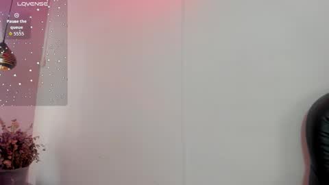 Snapshot of antonellepiercee chatting on 17, 9, 2025 A N T O N E L L E  online show from 17, 9, 2025