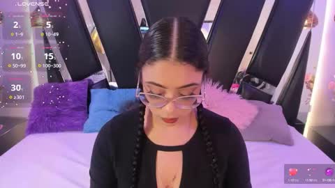 Snapshot of antonellepiercee chatting on 2, 10, 2025 A N T O N E L L E  online show from 2, 10, 2025