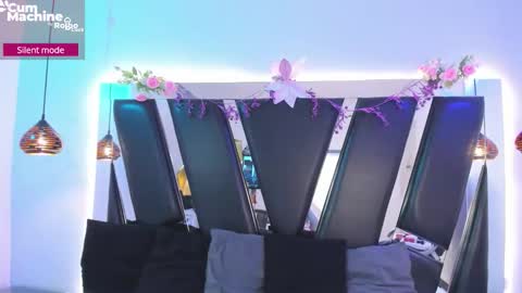 A N T O N E L L E  online show from 8, 1, 2026