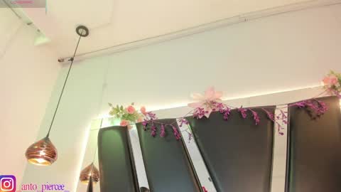 Snapshot of antonellepiercee chatting on 3, 6, 2026 A N T O N E L L E online show from 3, 6, 2026