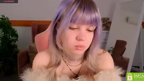 Snapshot of antonia_ferrero chatting on 3, 11, 2025 antonia_ferrero online show from 3, 11, 2025