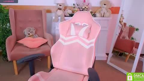 Snapshot of antonia_ferrero chatting on 18, 12, 2025 antonia_ferrero online show from 18, 12, 2025