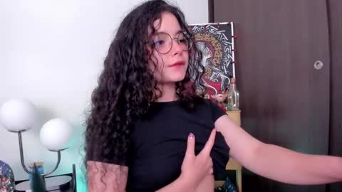 Antonia online show from 7, 12, 2024