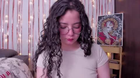 Antonia online show from 23, 12, 2024