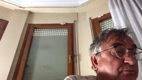 Antonio online show from 5, 10, 2025