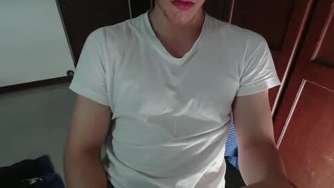 Snapshot of antonio_ricci chatting on 9, 9, 2025 antonio_ricci online show from 9, 9, 2025