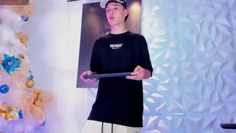 brendan and stiiven online show from 23, 12, 2025