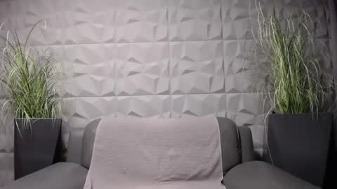 HI My name is Antonio online show from 2, 3, 2025