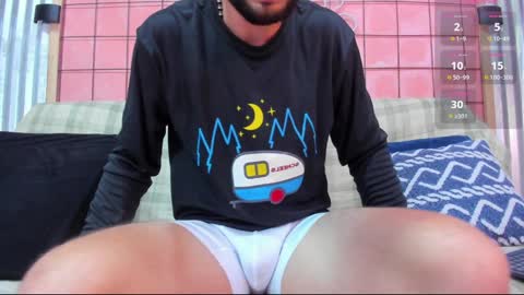 Juan Camilo online show from 14, 12, 2024