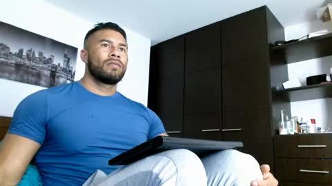 ANTONY D ANGELO online show from 29, 1, 2025