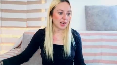 Antonia online show from 30, 6, 2026