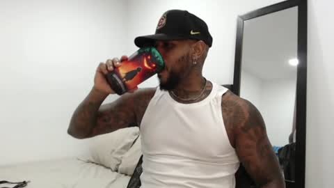 Snapshot of antwanblack11 chatting on 6, 2, 2025 antwanblack11 online show from 6, 2, 2025