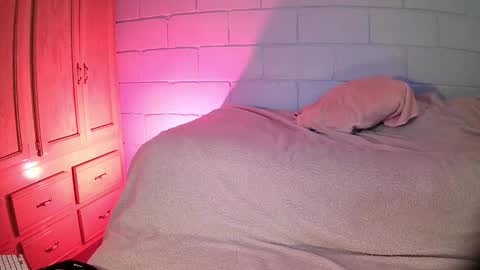 AnuarFox online show from 10, 2, 2026