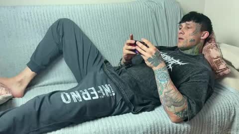 Tom online show from 29, 4, 2026