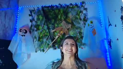 Snapshot of any_mour chatting on 25, 10, 2025 any mour online show from 25, 10, 2025