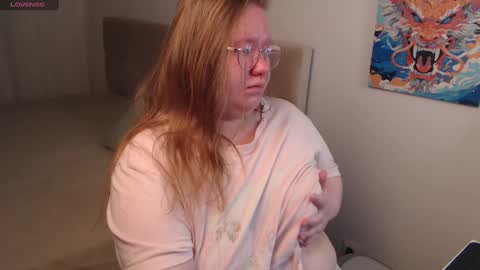 Snapshot of anya_muna chatting on 7, 12, 2024 Anya Muna online show from 7, 12, 2024