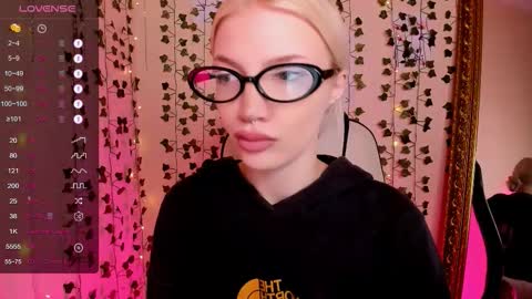 Snapshot of anyataylorr chatting on 25, 2, 2026 Anya online show from 25, 2, 2026