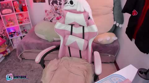 Snapshot of anyburkee chatting on 27, 10, 2025 Any online show from 27, 10, 2025