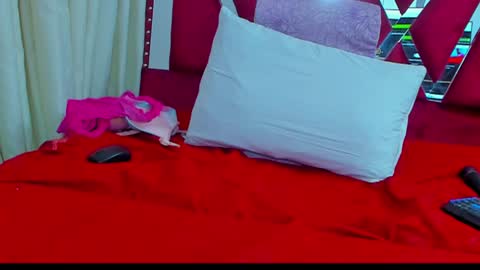 Anyela  online show from 5, 12, 2024