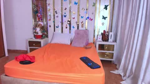 Anyela  online show from 20, 12, 2025