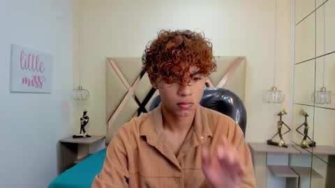 Snapshot of anyelotwink chatting on 11, 1, 2026 anyelotwink online show from 11, 1, 2026