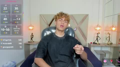 Snapshot of anyelotwink chatting on 6, 4, 2026 anyelotwink online show from 6, 4, 2026