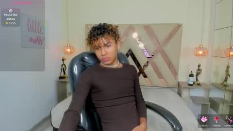 Snapshot of anyelotwink chatting on 21, 4, 2026 anyelotwink online show from 21, 4, 2026