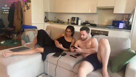 ap_couple online show from 12, 4, 2026