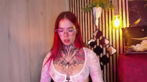 Snapshot of aphrodite__bloom chatting on 17, 5, 2026 aphrodite__bloom online show from 17, 5, 2026