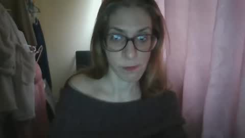 Snapshot of aphrodity_rox chatting on 8, 5, 2026 Aphrodity Rox online show from 8, 5, 2026